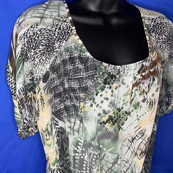Autograph Sheer blousy top. Size XL. Drawstring at the waist. Figure Flattering. - Picture 5 of 9